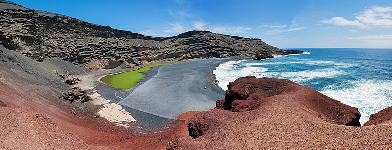 File:El Golfo Charco de los Clicos Panorama.jpg