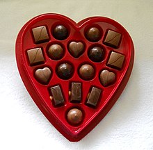 https://upload.wikimedia.org/wikipedia/commons/thumb/5/59/Elmer_Valentine_boxed_chocolates.jpg/220px-Elmer_Valentine_boxed_chocolates.jpg