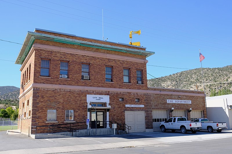 File:Ely City Hall and Fire Station.jpg