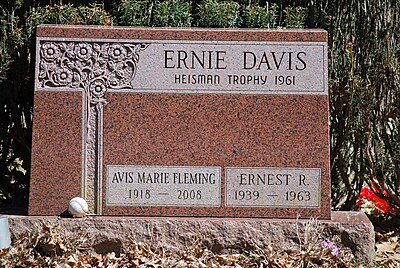 Category:Ernie Davis - Wikimedia Commons