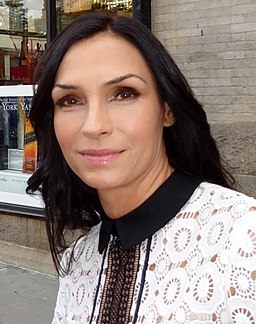 Famke Janssen (2016) (cropped)