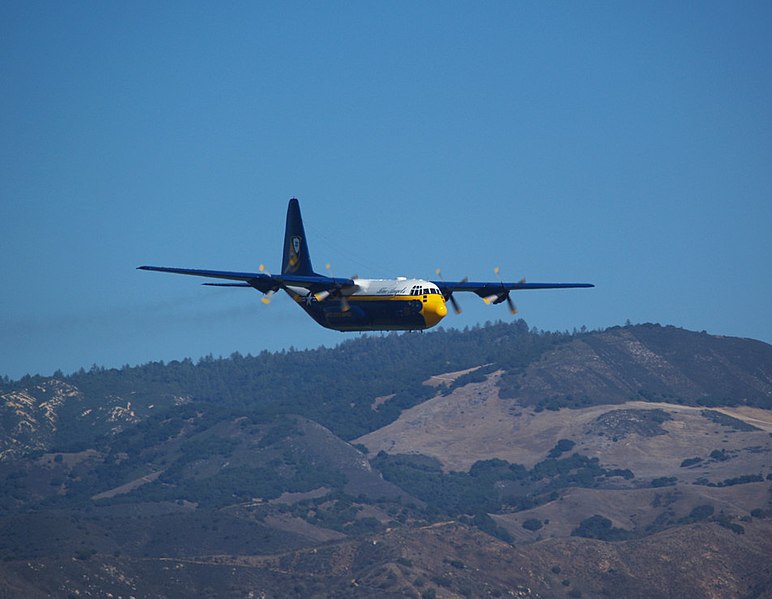 File:Fat Albert (1466056229).jpg