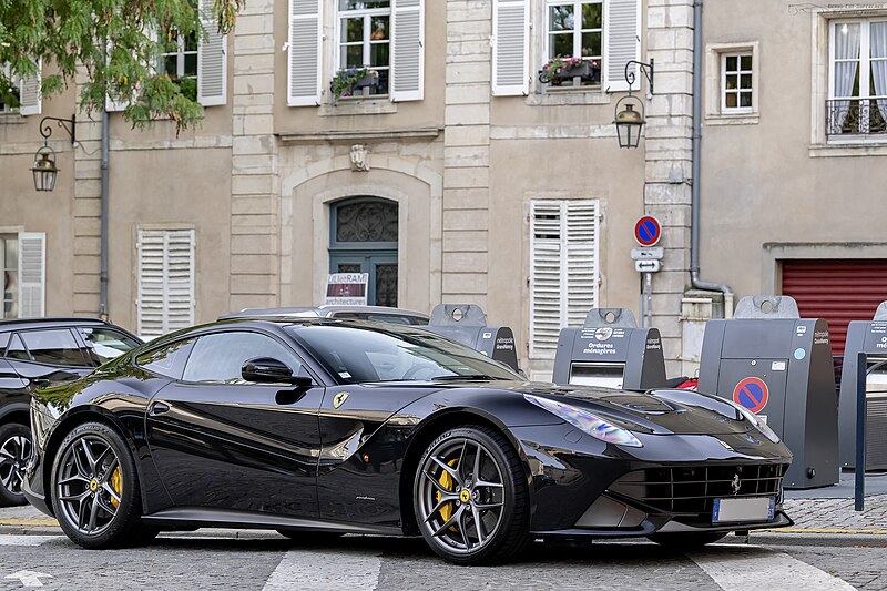 File:Ferrari F12berlinetta (51732328075).jpg