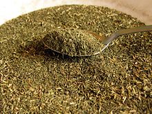 Dried and powdered Stevia leaves Feuille de stevia en poudre.jpg