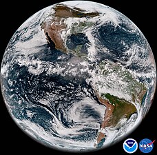 Maapallo GOES-17 -sääsatelliitin kuvaamana (20.5.2018).