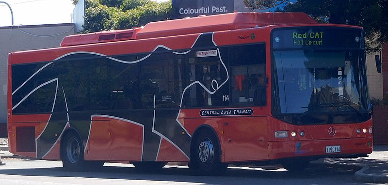 File:Freo CAT Volgren CR228L bodied Mercedes-Benz OC 500 LE.jpg