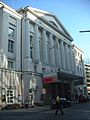 Von den bestehenden Sprechbühnen blickt das Thalia Theater auf die längste Geschichte zurück, es wurde 1842 gegründet.