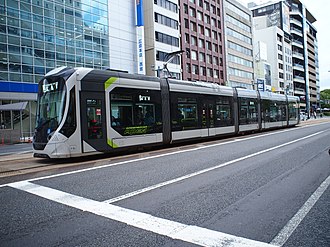 Hiroshima Tramway Hiroden 5200 20190623.JPG