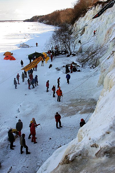 File:Ilmandu pank, Põhja-Eesti klint 05 (06).jpg