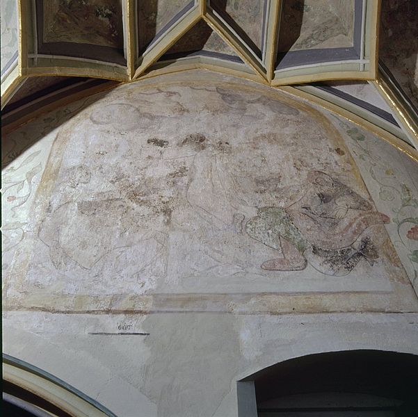 File:Interieur van de Heilige Grafkapel, overzicht van een muurschildering - Nijmegen - 20383646 - RCE.jpg