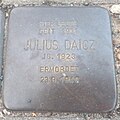 Stolperstein in Lübeck, Julius Daicz (1923), Triftstraße 139–143 (vor der Installation am Haupteingang)