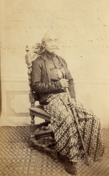 File:KITLV - 179942 - Buwalda, K. - Studio portrait of Raden Aria Adipati Tjokronegoro, regent of Sidoardjo - circa 1868.tiff