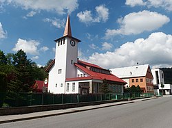 Evangelický kostel a obecní úřad