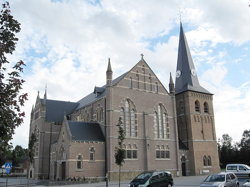 File:Kaulille - Sint-Monulphus- en Gondulphuskerk.jpg