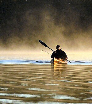 Kayak: Origine et histoire, Principes et formes, Matériaux et constructions modernes