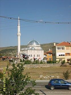 Köyün camisi (Temmuz 2007)