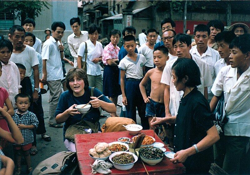 File:Kitajska 1982.jpg