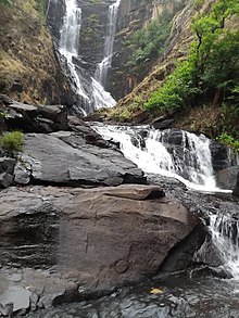 Kundalila Falls.jpg