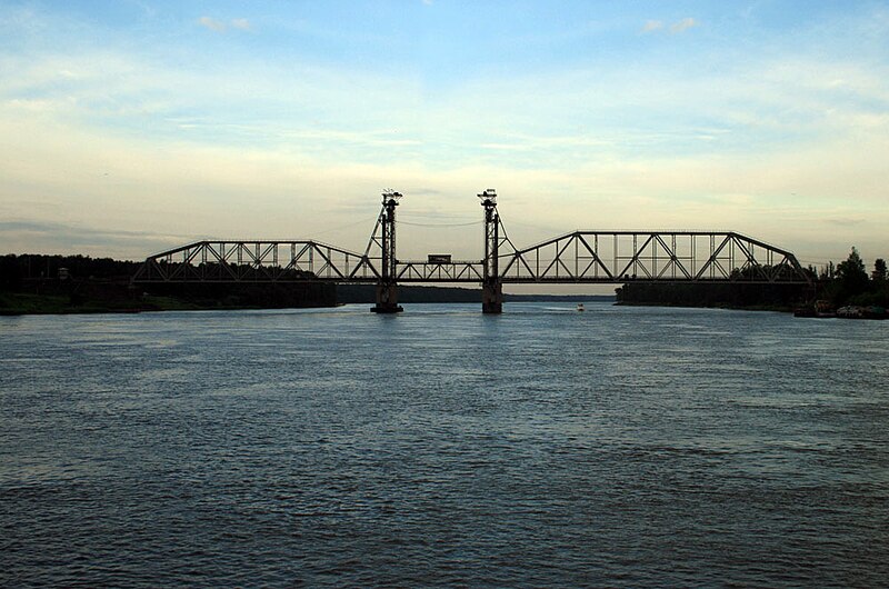 File:Kuzminsky bridge via neva.jpg