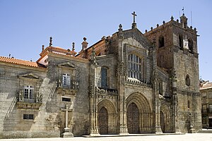 Kathedrale Von Lamego: Lage, Geschichte, Architektur