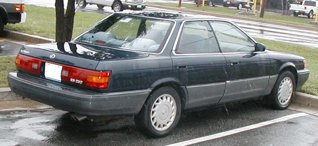 File:Lexus-ES250-2.jpg