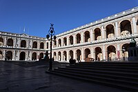 palais apostolique de Loreto