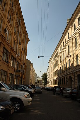 Как доехать до Лучников переулок, 1 на общественном транспорте