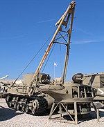 An A-frame used as shears on top of an M32 armored recovery vehicle M32-ARV-HVSS-latrun-1.jpg