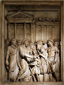 Marcus Aurelius showing sacrifice - Arch of Marcus Aurelius - Musei Capitolini - Rome 2016.jpg