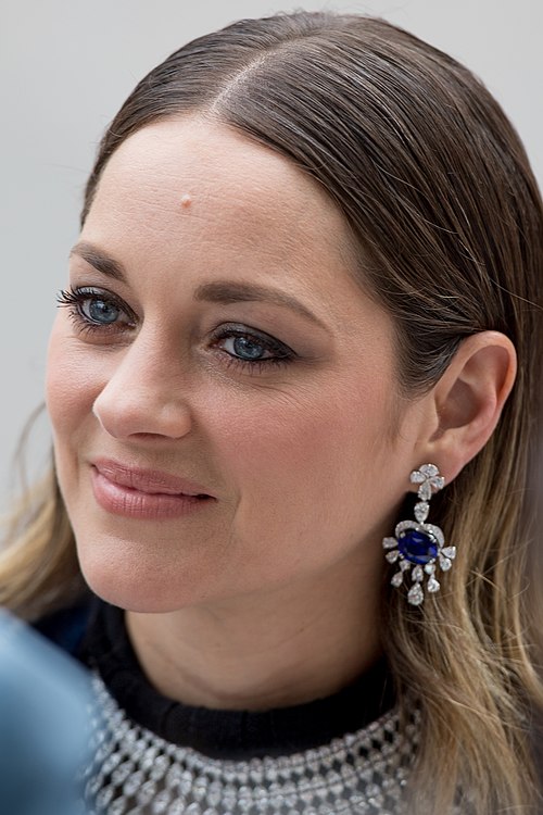 Cotillard in 2019