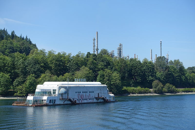 File:McBarge - Burrard Inlet, Vancouver, Canada - DSC09421.JPG