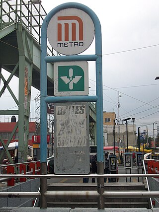 <span class="mw-page-title-main">Escuadrón 201 metro station</span> Mexico City metro station