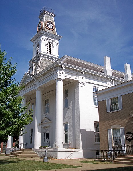 File:Morgan County Courthouse Ohio.jpg