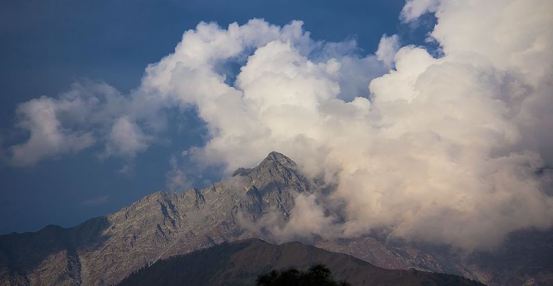 File:Mount Triund.jpg