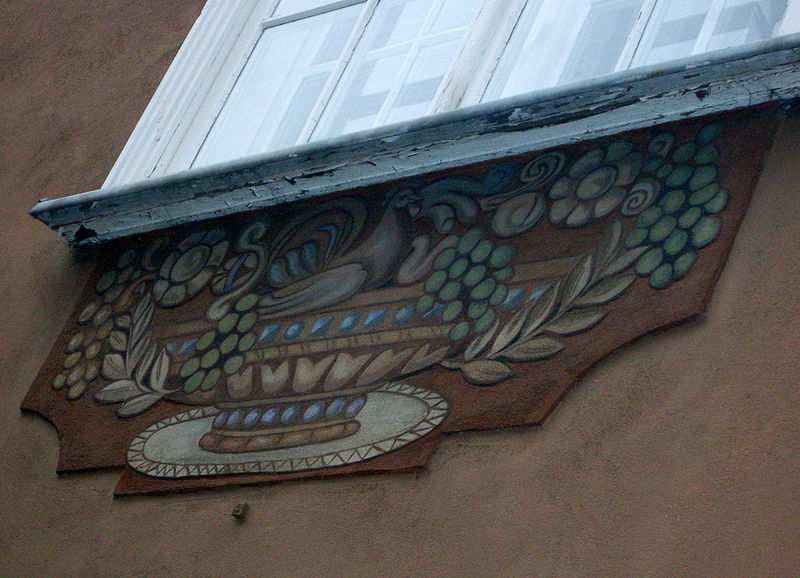 File:Mural at Długa Street 4 in Gdańsk 2.jpg