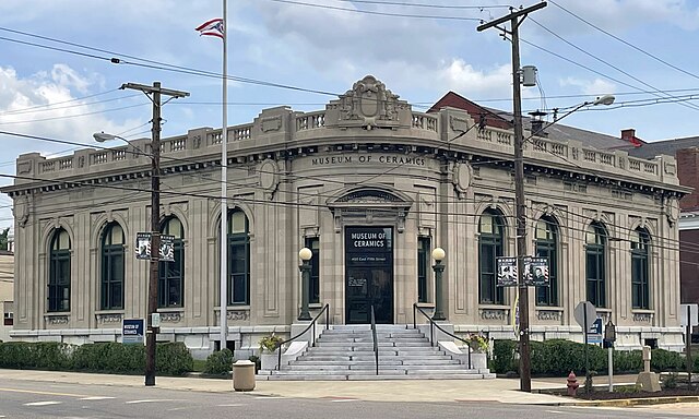 The former East Liverpool Post Office (1909) now houses the Museum of Ceramics