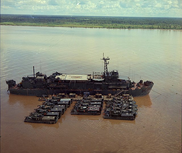 USS Benewah and MRF boats at My Tho, 1967