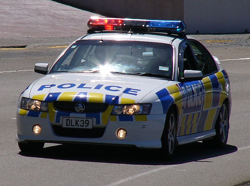 File:NZ Police - Flickr - 111 Emergency (1).jpg