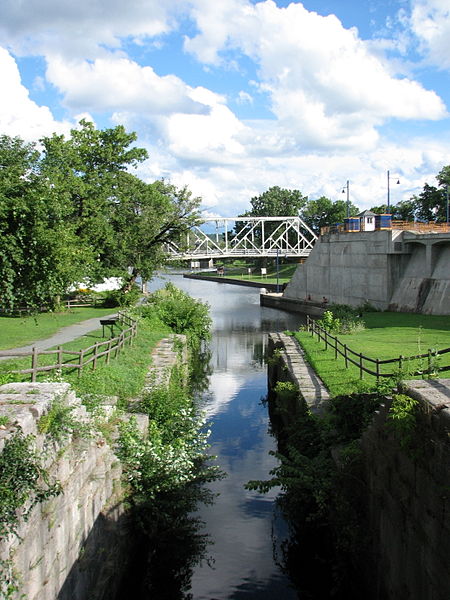 File:Old Erie Canal Lock Eastern Mohawk River area NY 8757 (4854462398).jpg