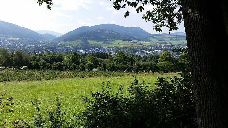 File:Olsberg, juli 2014 - panoramio (2).jpg