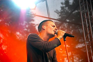 <span class="mw-page-title-main">Oskar Linnros</span> Swedish musician (born 1983)