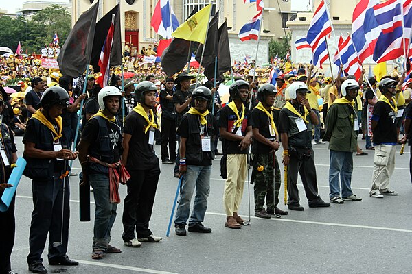 A line of PAD demonstrators in Bangkok