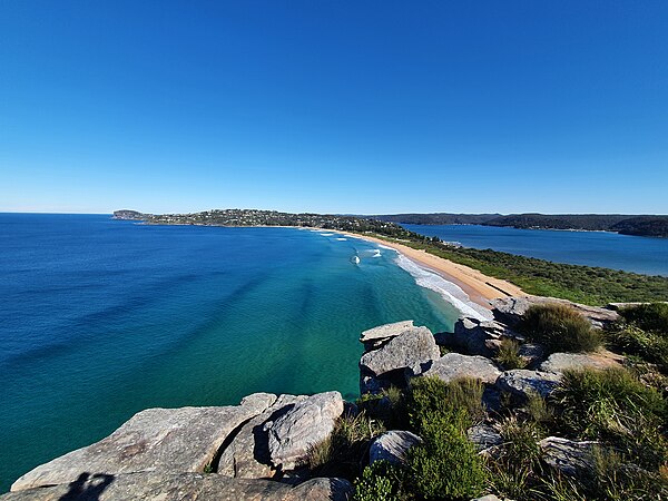 A view of Palm Beach from Barrenjoey Lighthouse