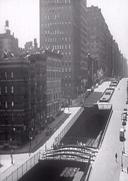 The expanded Park Avenue Tunnel in 1941 Park Avenue tunnel.jpg