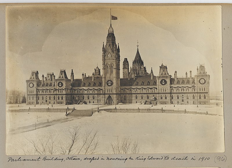 File:Parliament in mourning for King Edward VII, Ottawa (PR2004-010.55.4-96).jpg