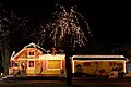 Deutsch: Pitten in Niederösterreich – Kleine Villa Kunterbunt mit Weihnachtsbeleuchtung. English: Pitten (Lower Austria) – Small Villa Villekulla with Christmas lights.