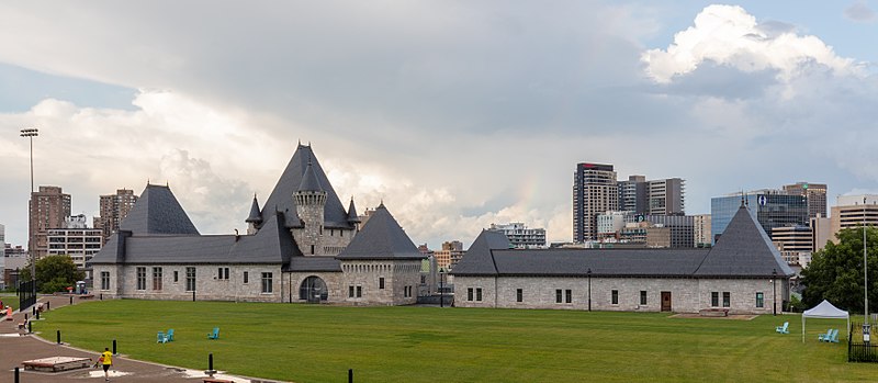 File:Planta de tratamiento de aguas McTavish, Montreal, Canadá, 2017-08-12, DD 69.jpg