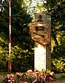 Pomnik postawiony w 70 rocznicę "Cudu nad Wisłą" - panoramio.jpg