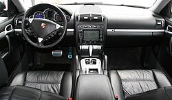 Porsche_Cayenne_S_2004_Innen