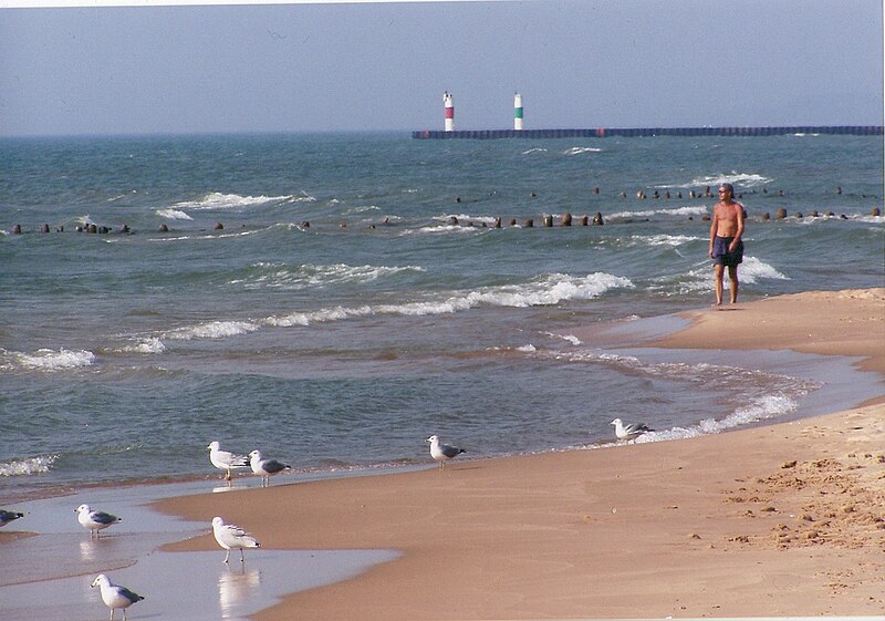 File:Porter Beach.jpg